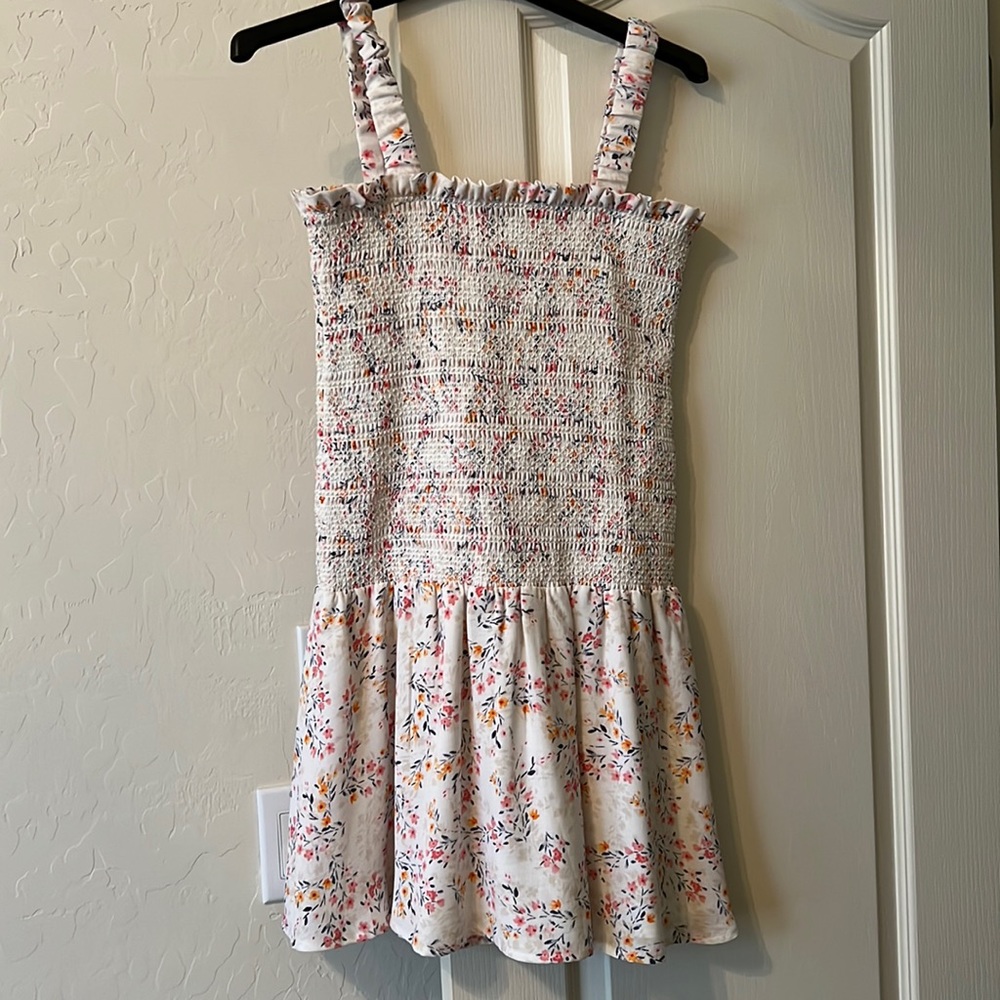 Ali & Jay smocked floral dress size M